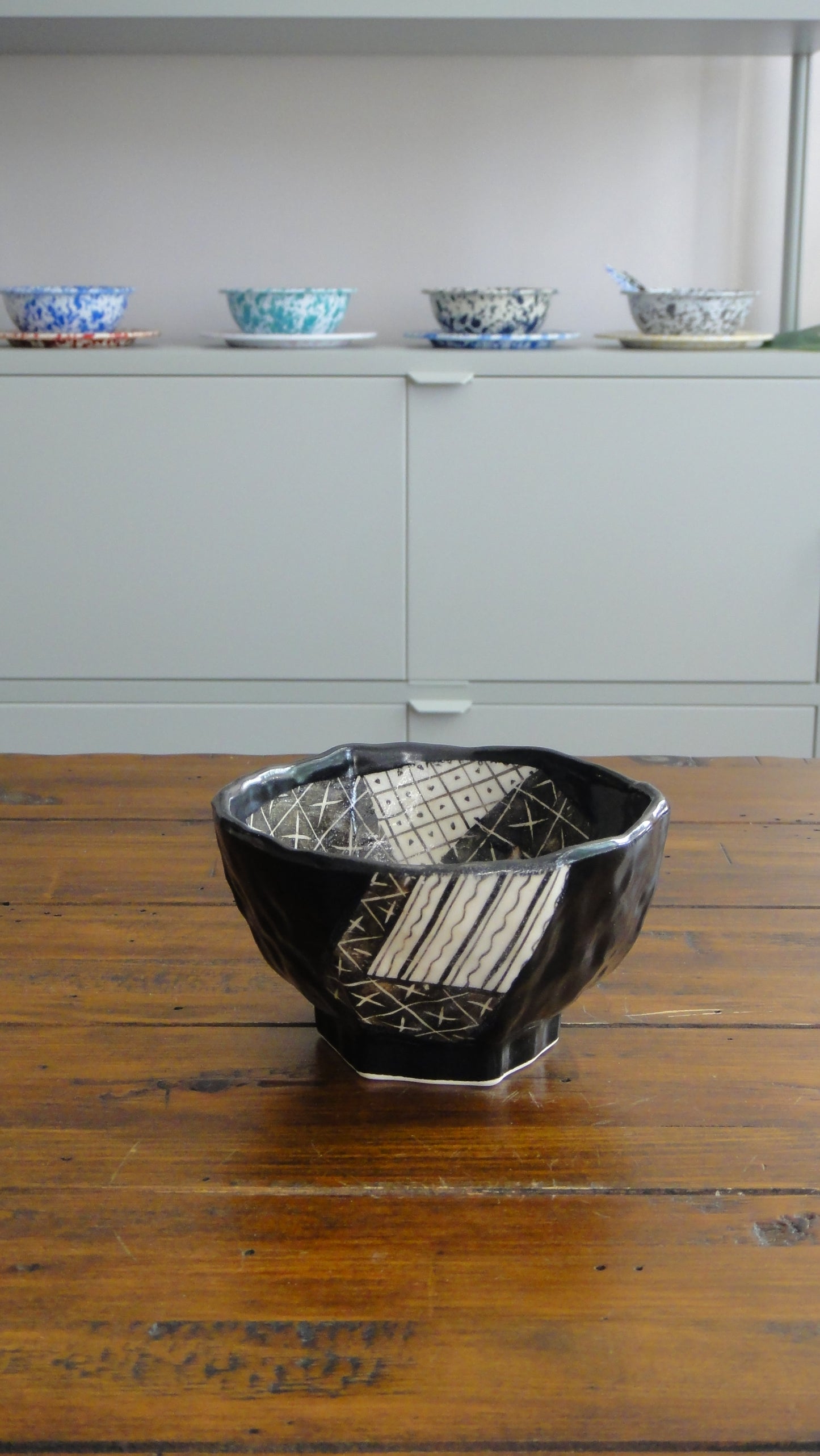 Black Orbit Hexagonal Donburi Bowl