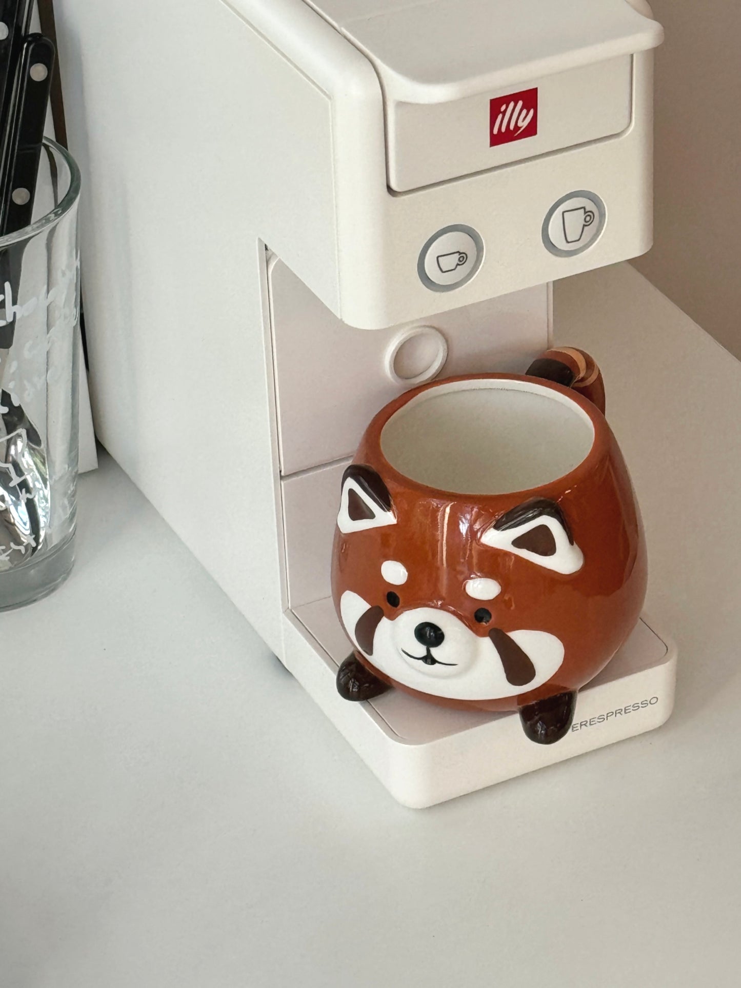 DECOLE Red Panda Mug