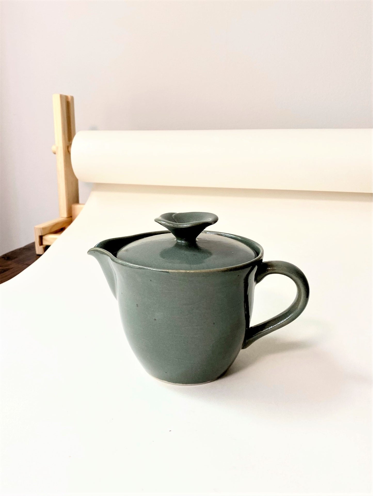 Moss Green Tea Pot Seto Ware