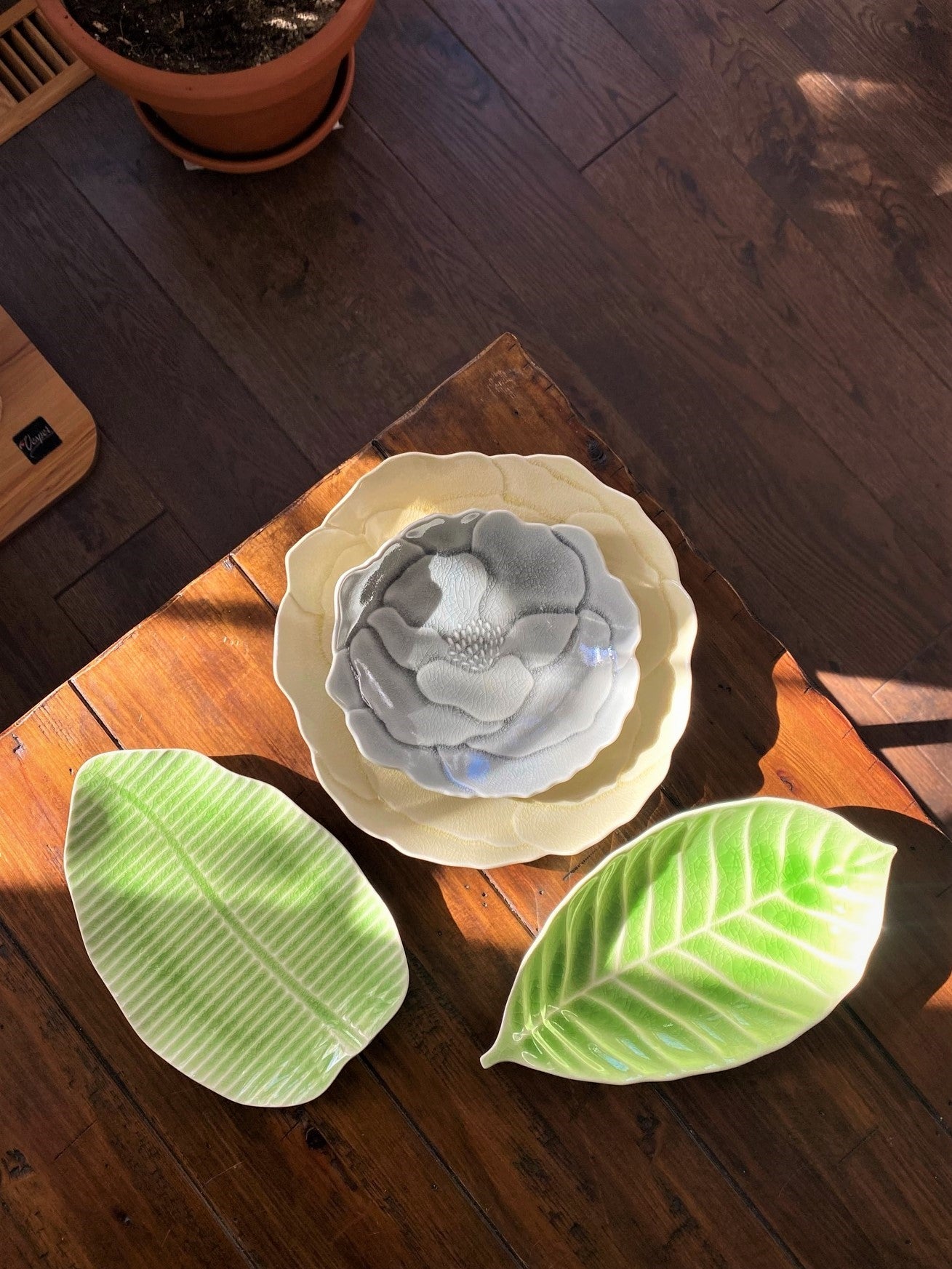 Handmade Leaf Dish SETO WARE