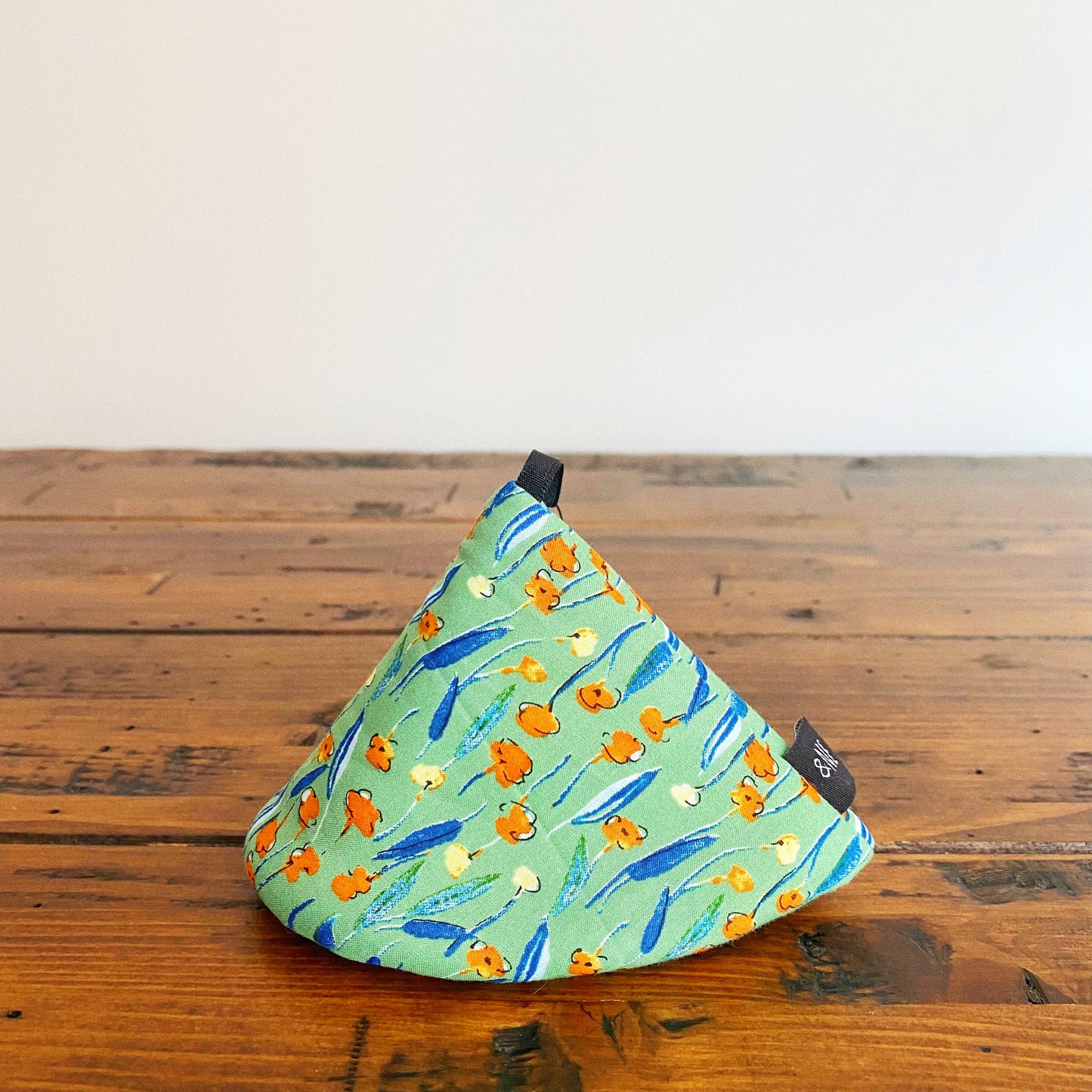 Triangle Pot Holder