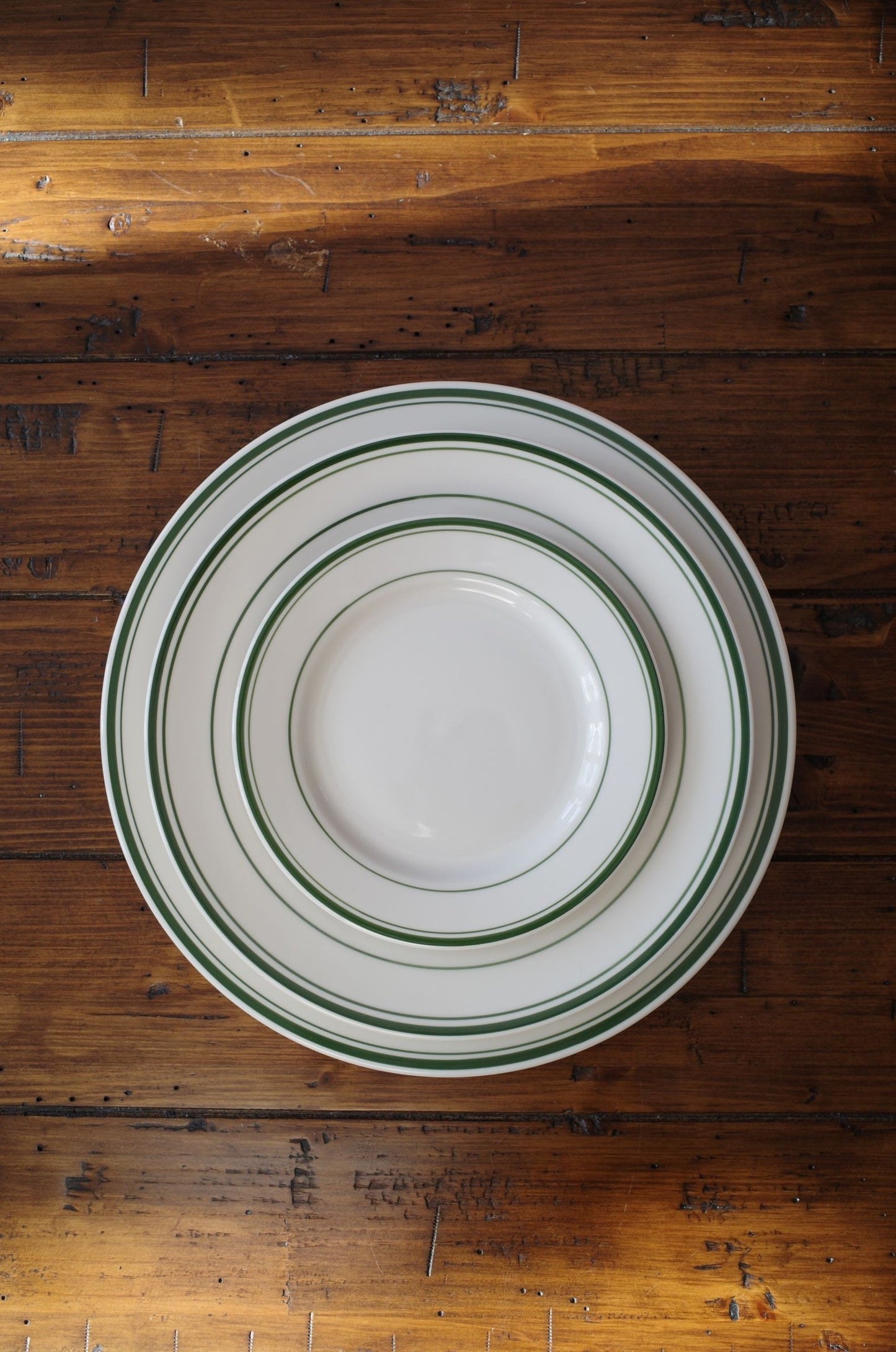 TUXTON Green Bay Plate