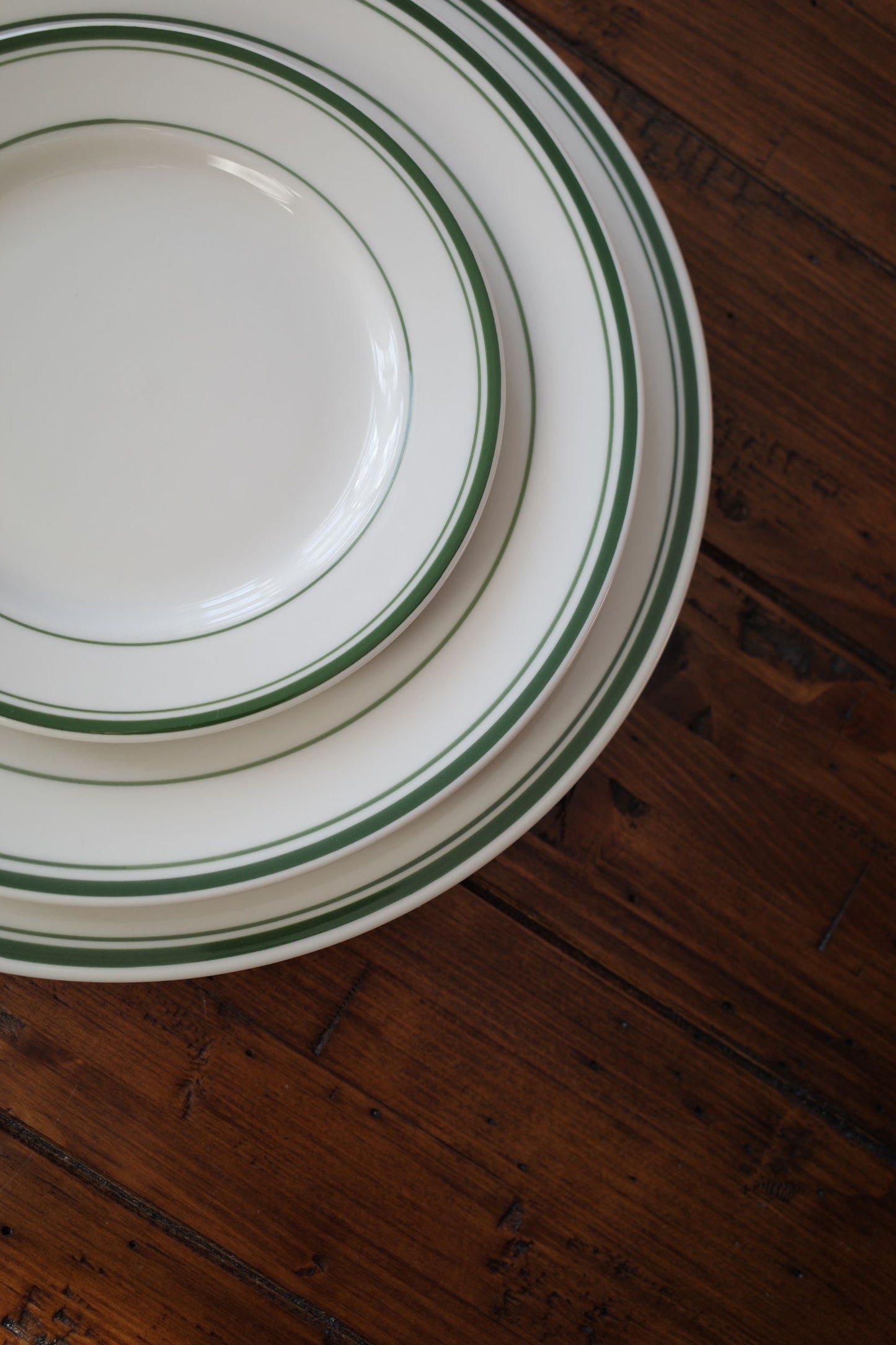 TUXTON Green Bay Plate