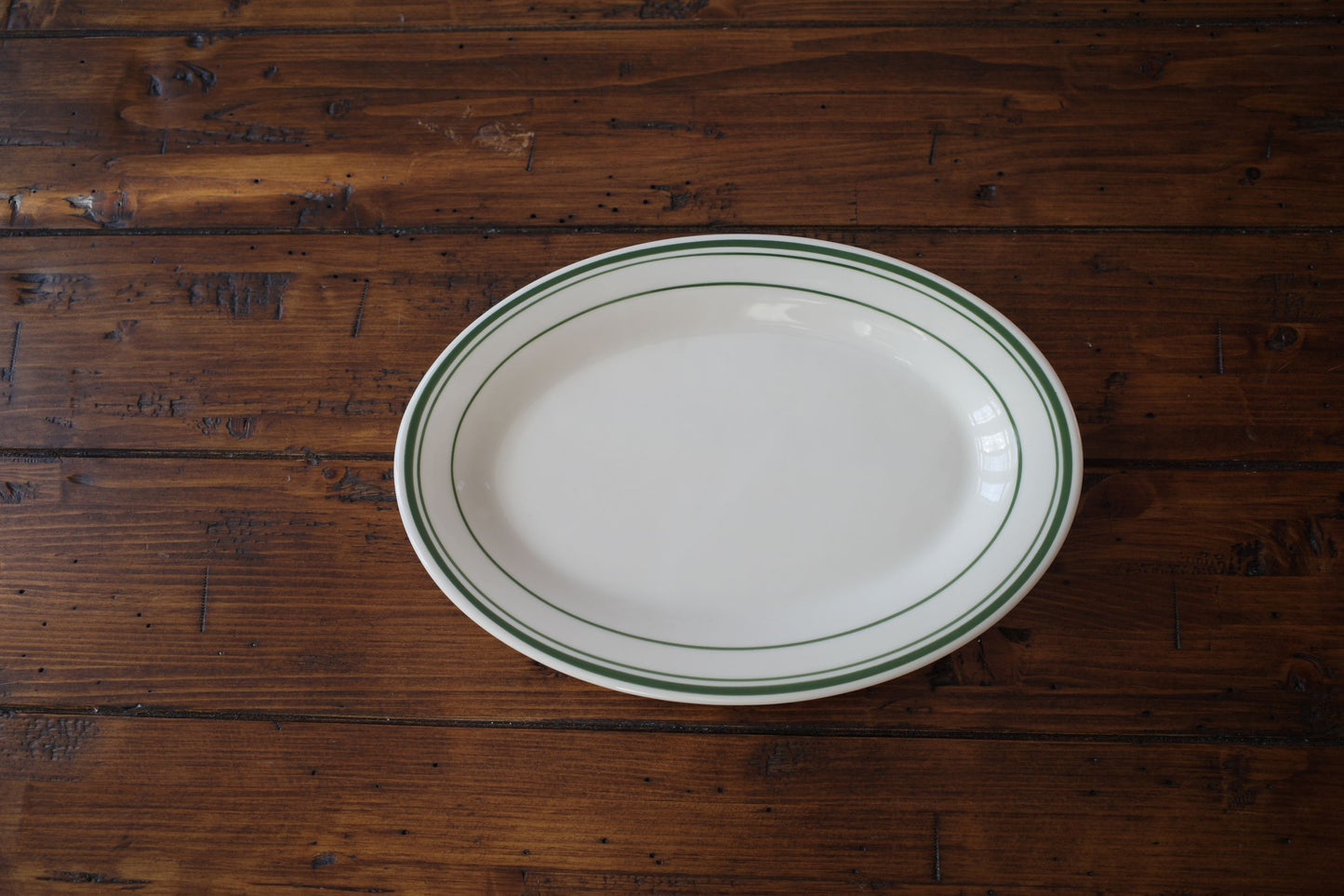 TUXTON Green Bay Oval Platter