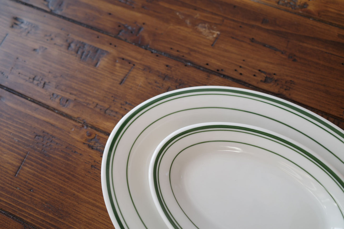 TUXTON Green Bay Oval Platter