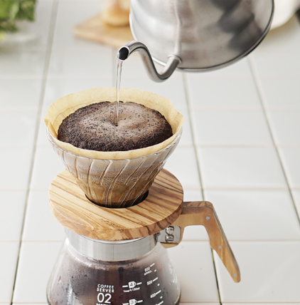 Hario V60-02 Glass and Olive Wood Dripper