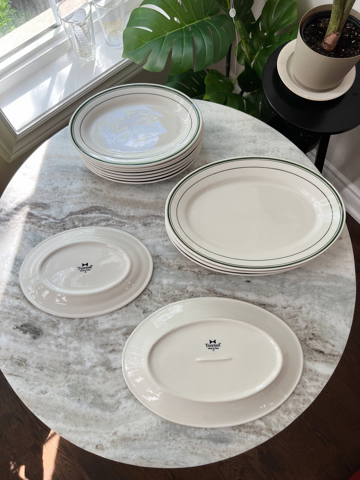 TUXTON Green Bay Oval Platter