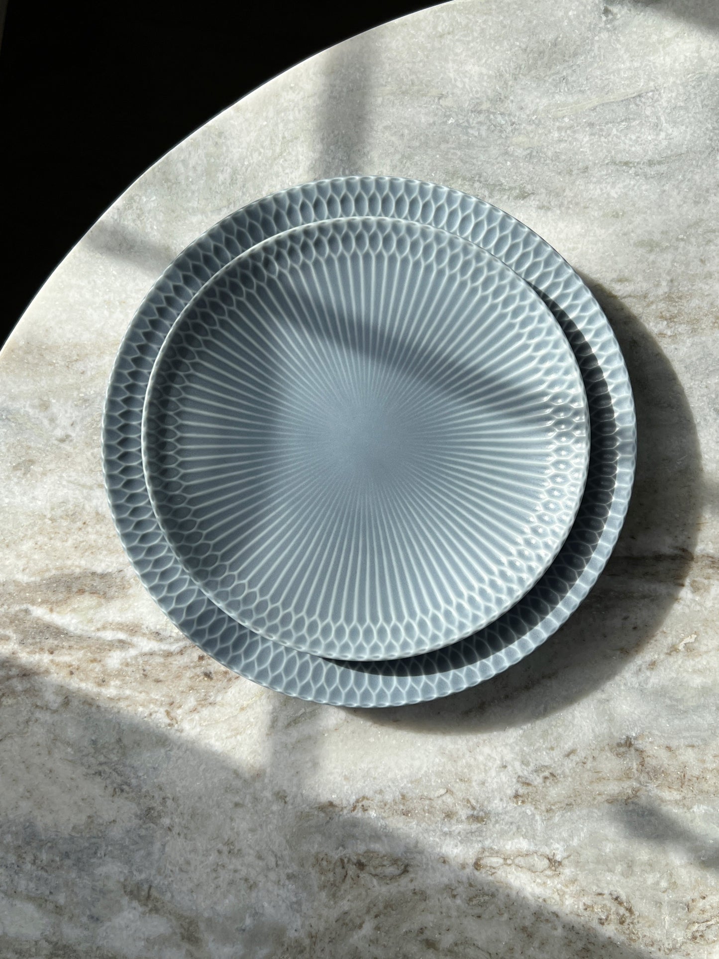 Oda Sazanami Ripples 20 Plate MINO WARE (Blue)